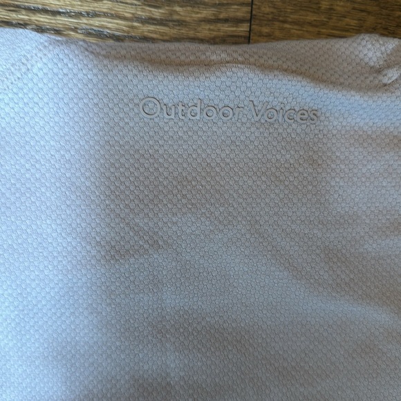 Outdoor Voices FastTrack Mesh Turtleneck size small - Picture 5 of 5